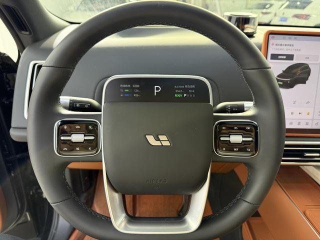 Li Auto L8 2025, фото 7