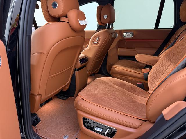 Li Auto L8 2025, фото 13