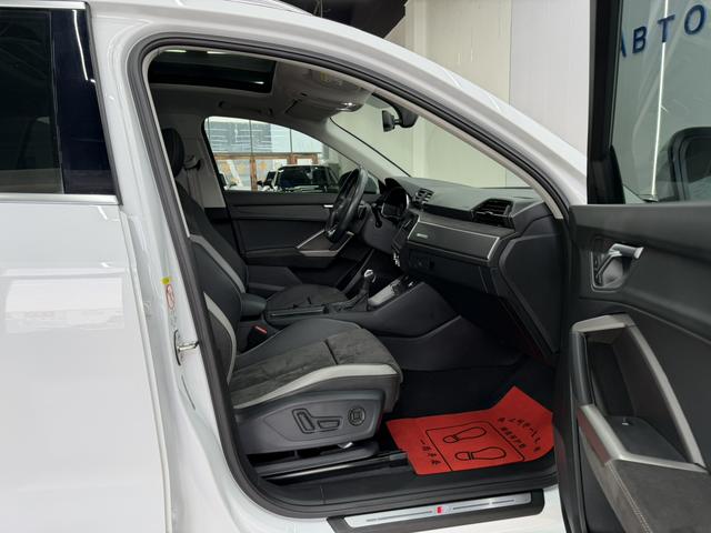 Audi Q3 2022, фото 16
