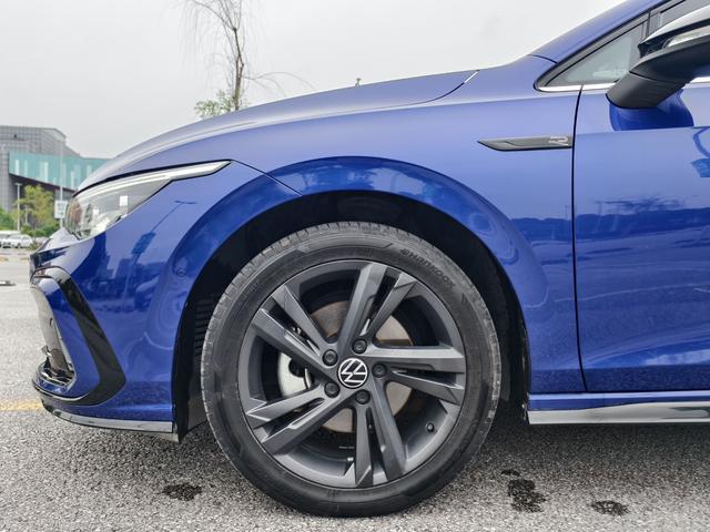 Volkswagen Golf 2023, фото 7