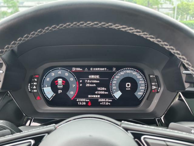 Audi A3 2023, фото 16