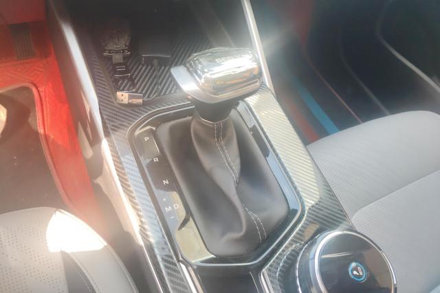 Geely Emgrand 2022, фото 16
