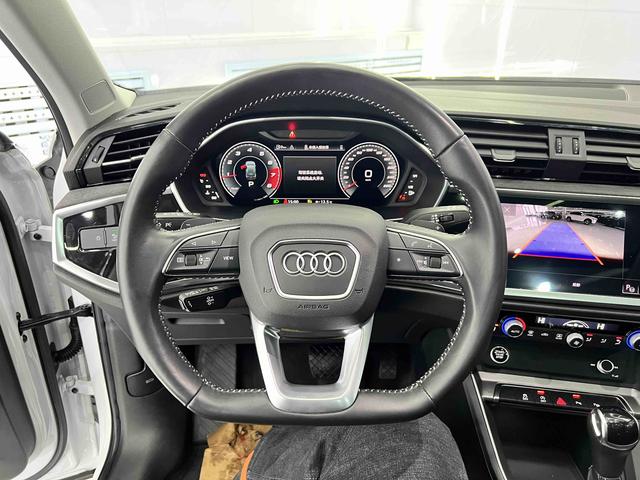 Audi Q3 2022, фото 16