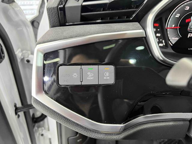 Audi Q3 2022, фото 17