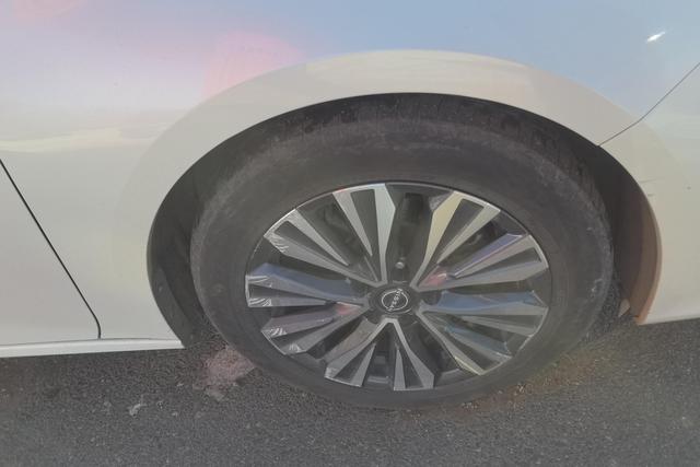 Nissan Teana 2022, фото 5