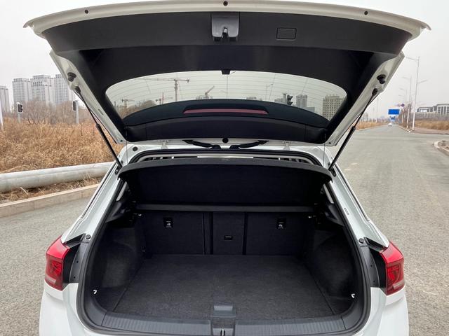 Volkswagen Tayron 2022, фото 17