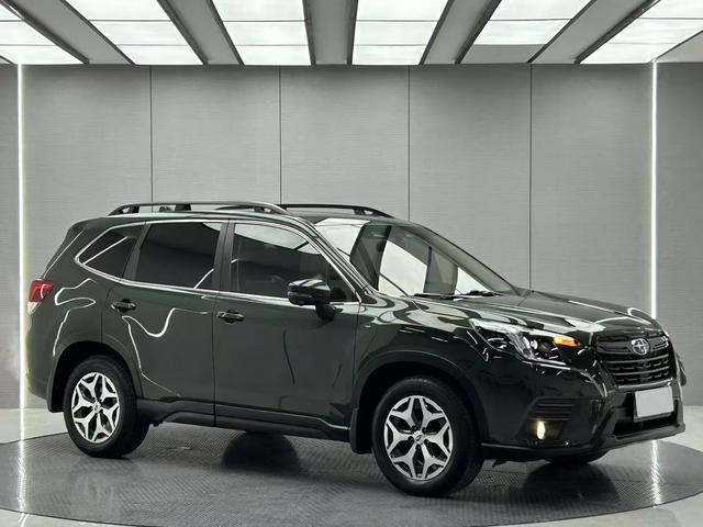 Subaru Forester 2022, фото 6