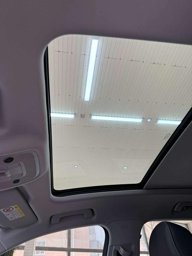 Audi Q3 2023, фото 15