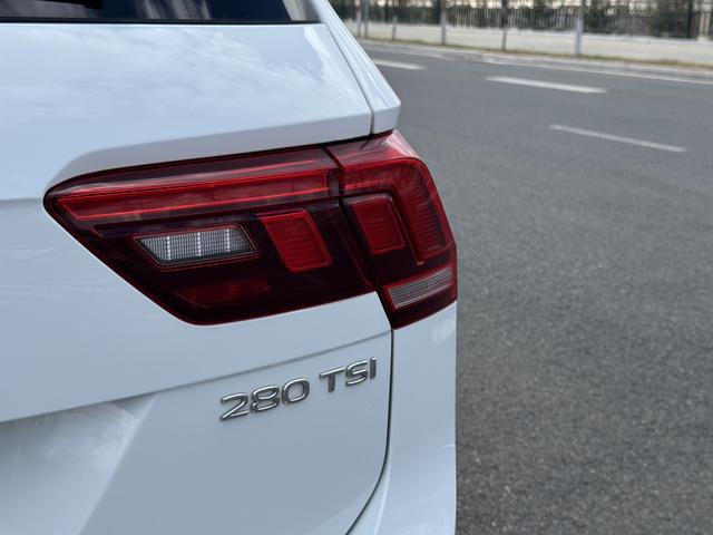 Volkswagen Tiguan 2023, фото 7