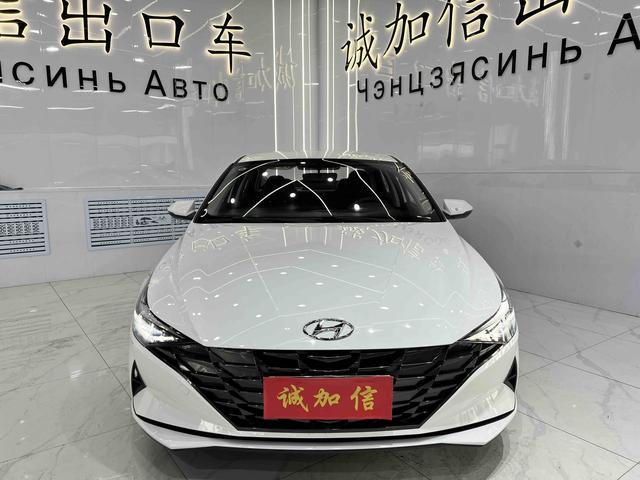 Hyundai Elantra 2023, фото 2
