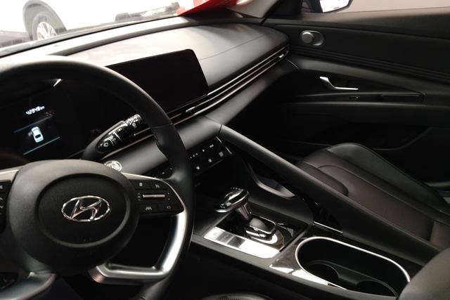 Hyundai Elantra 2021, фото 15