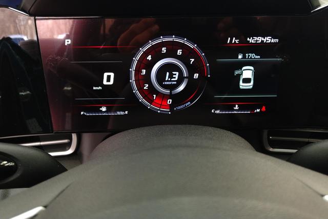 Hyundai Elantra 2021, фото 17