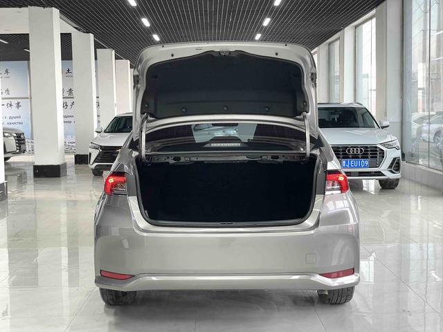 Toyota Corolla 2023, фото 14