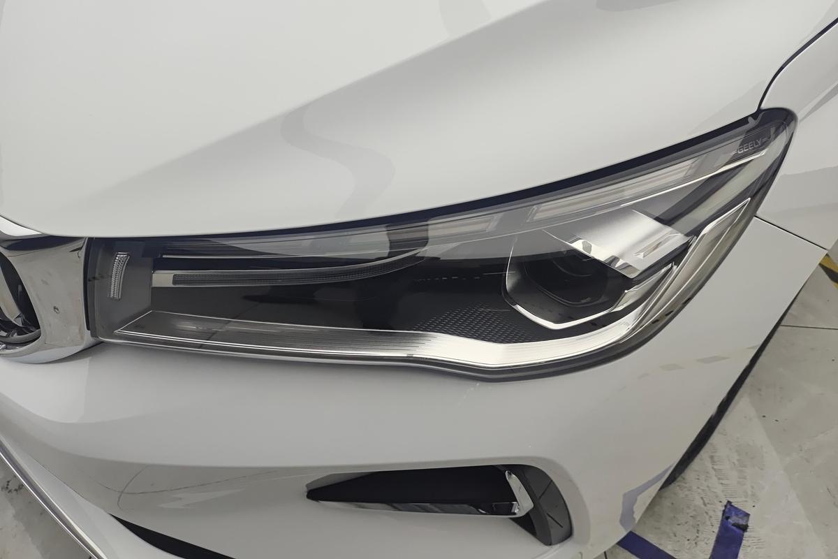 Geely Emgrand 2026, фото 3