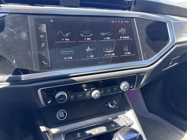 Audi Q3 2023, фото 14