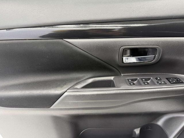 Mitsubishi Outlander 2021, фото 11