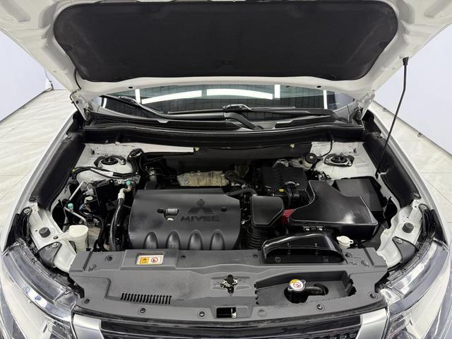 Mitsubishi Outlander 2021, фото 15