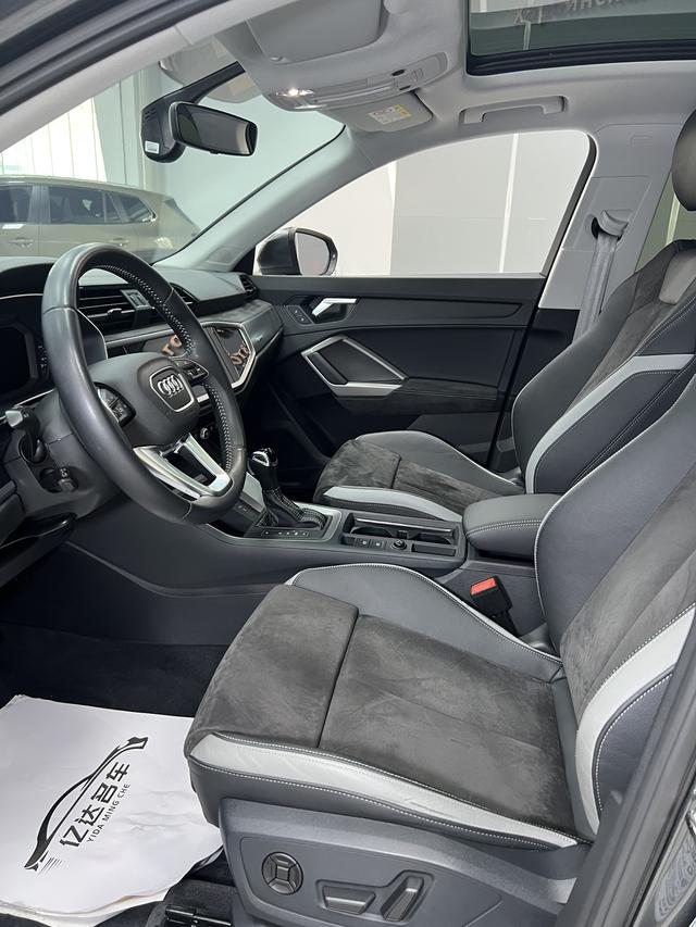Audi Q3 2021, фото 14
