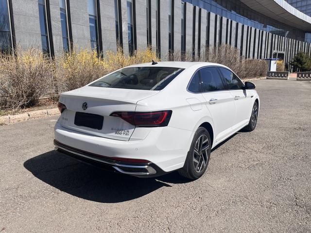 Volkswagen Jetta 2025, фото 4