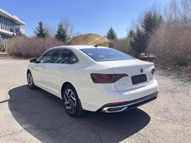 Volkswagen Jetta 2025, фото 6