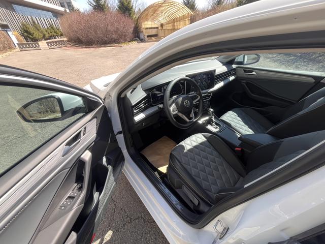 Volkswagen Jetta 2025, фото 7
