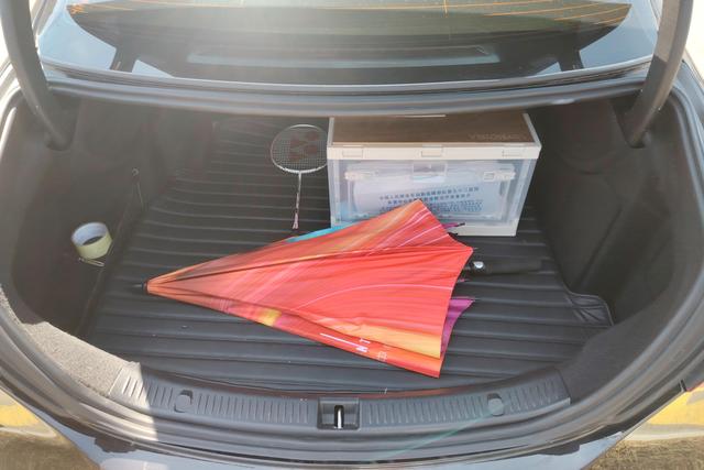 Mercedes-Benz E-Class 2021, фото 11