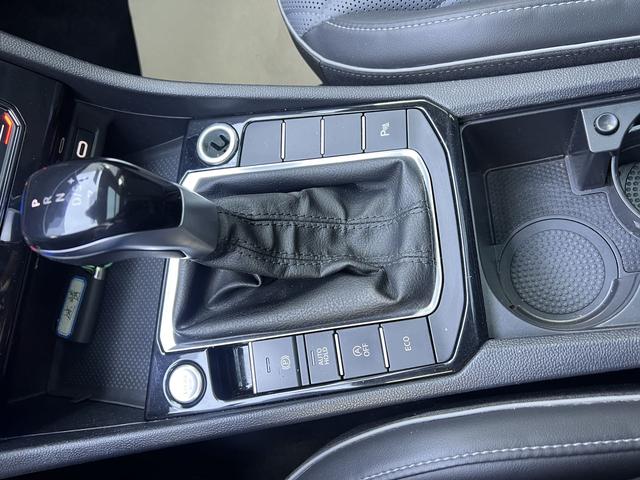 Volkswagen Jetta 2022, фото 14