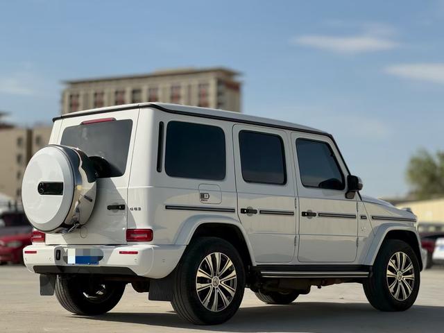 Mercedes-Benz G-Class 2023, фото 9