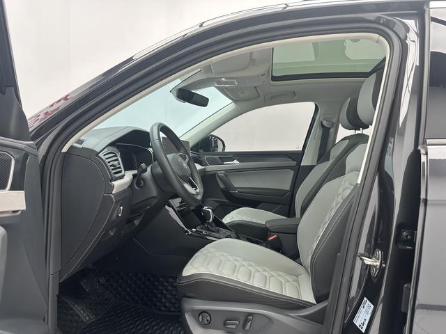 Volkswagen Tayron 2023, фото 5