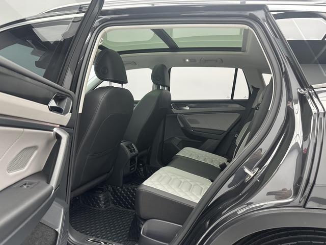 Volkswagen Tayron 2023, фото 6