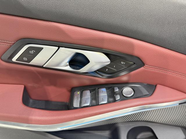 BMW 3 2023, фото 15