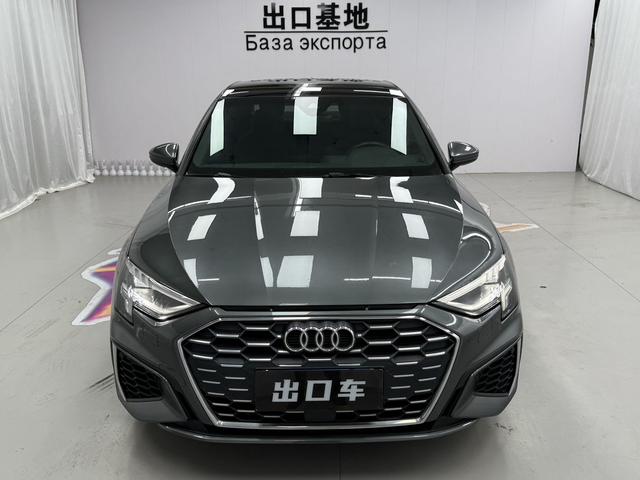 Audi A3 2022, фото 2