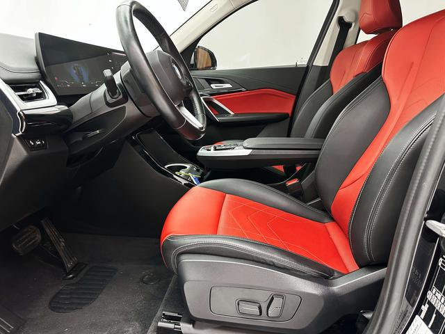 BMW X1 2023, фото 11