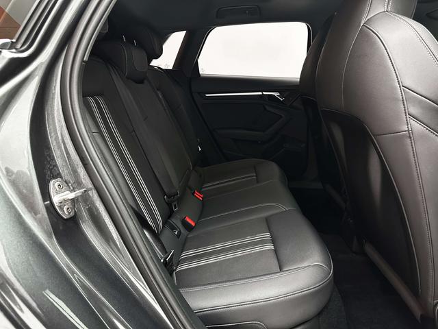 Audi A3 2024, фото 14