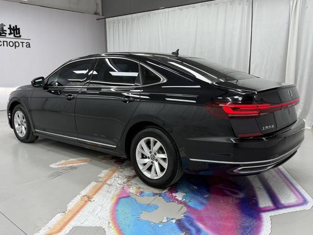 Volkswagen Passat 2023, фото 4