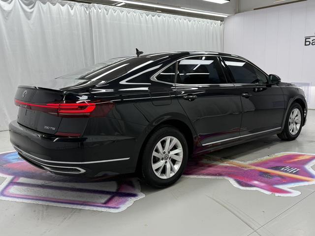Volkswagen Passat 2023, фото 6