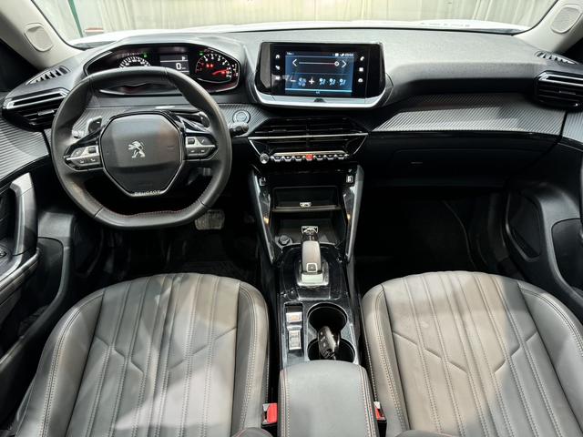 Peugeot 2008 2022, фото 8