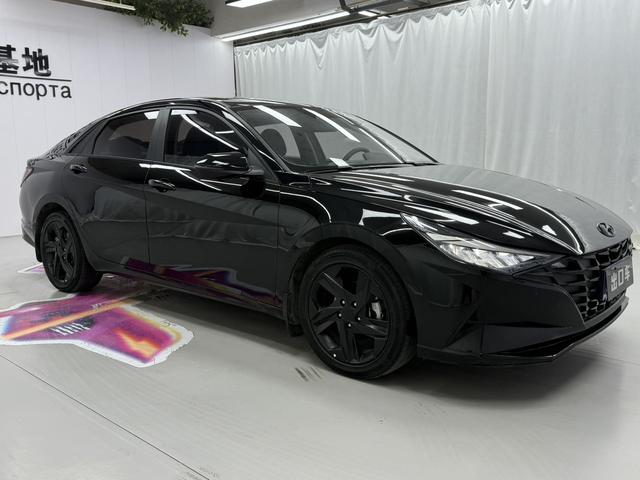 Hyundai Elantra 2022, фото 3