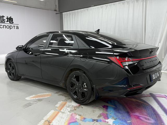 Hyundai Elantra 2022, фото 6