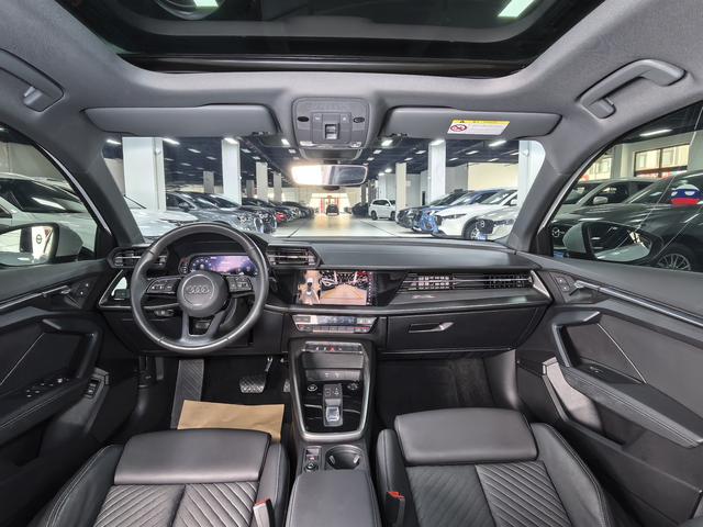Audi A3 2022, фото 16