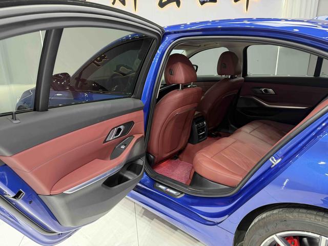 BMW 3 2023, фото 16