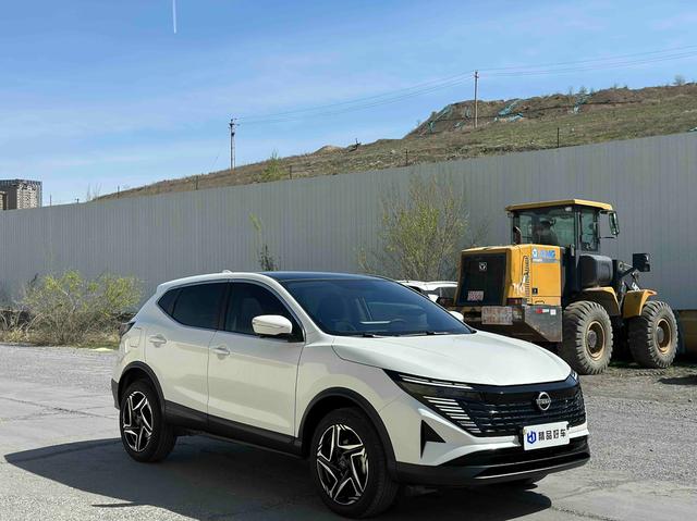 Nissan Qashqai 2025, фото 3