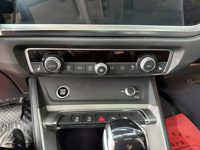 Audi Q3 2022, фото 10