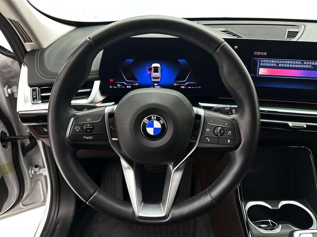 BMW X1 2023, фото 11