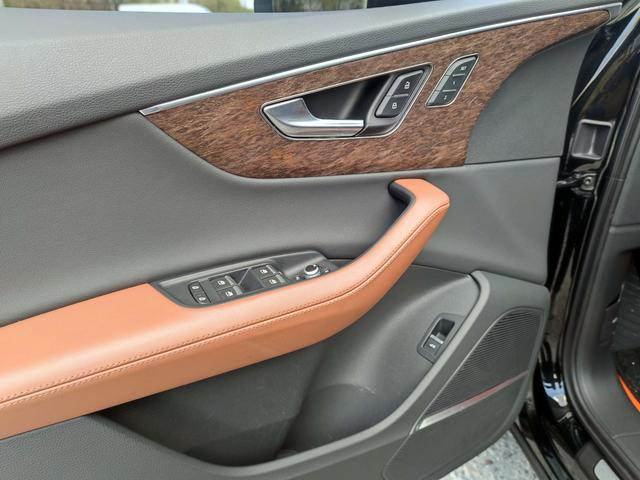 Audi Q7 2023, фото 15