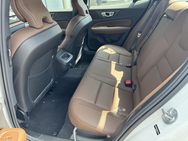Volvo S60 2025, фото 6