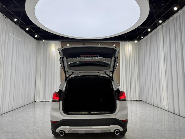 BMW X1 2021, фото 17