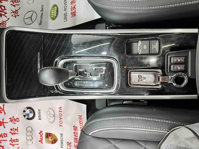Mitsubishi Outlander 2021, фото 14