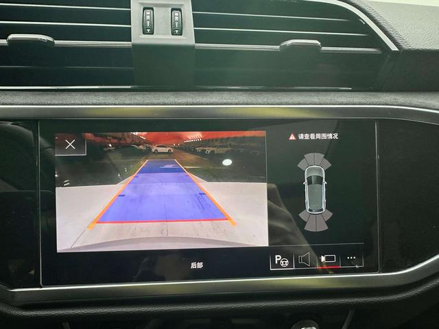 Audi Q3 2022, фото 14