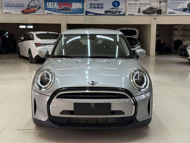 MINI Cooper 2023, фото 2